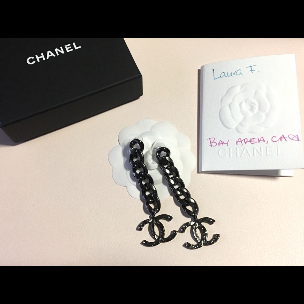 SOLD💕20P CC Dangle Ruthenium Chanel Earrings